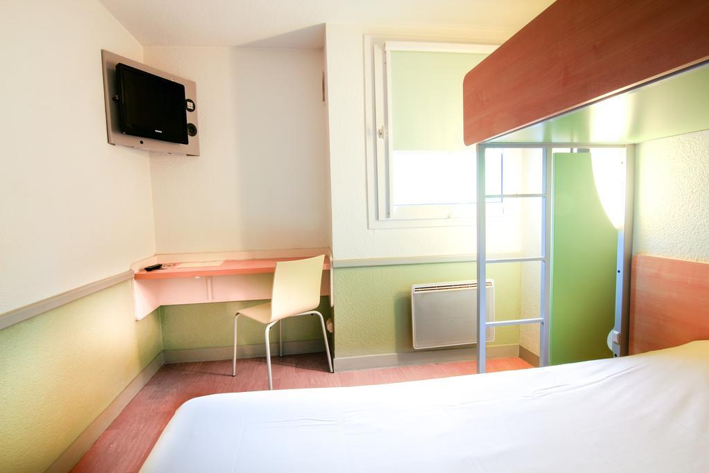 Ibis Budget Châteaudun מראה חיצוני תמונה