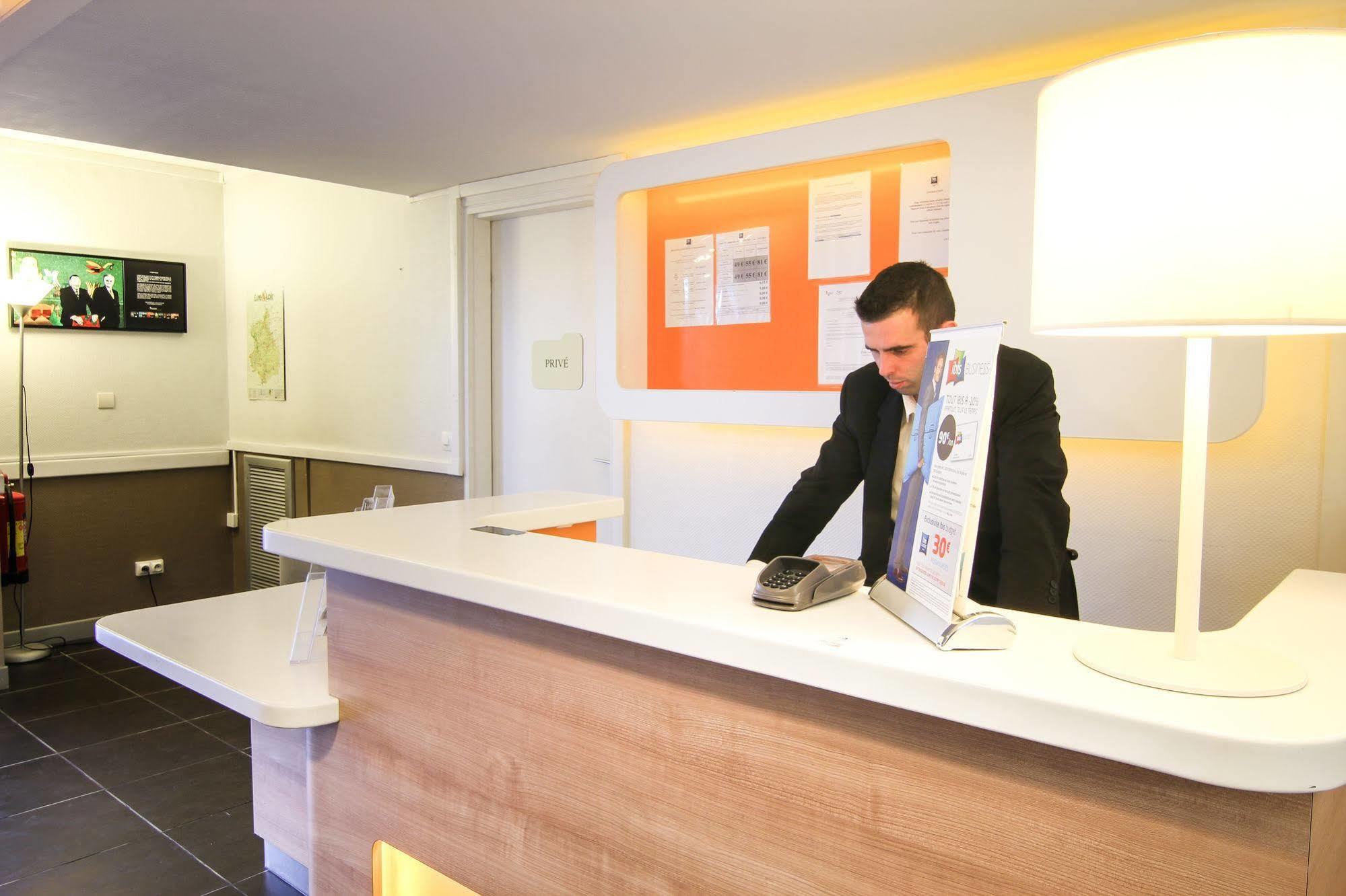 Ibis Budget Châteaudun מראה חיצוני תמונה