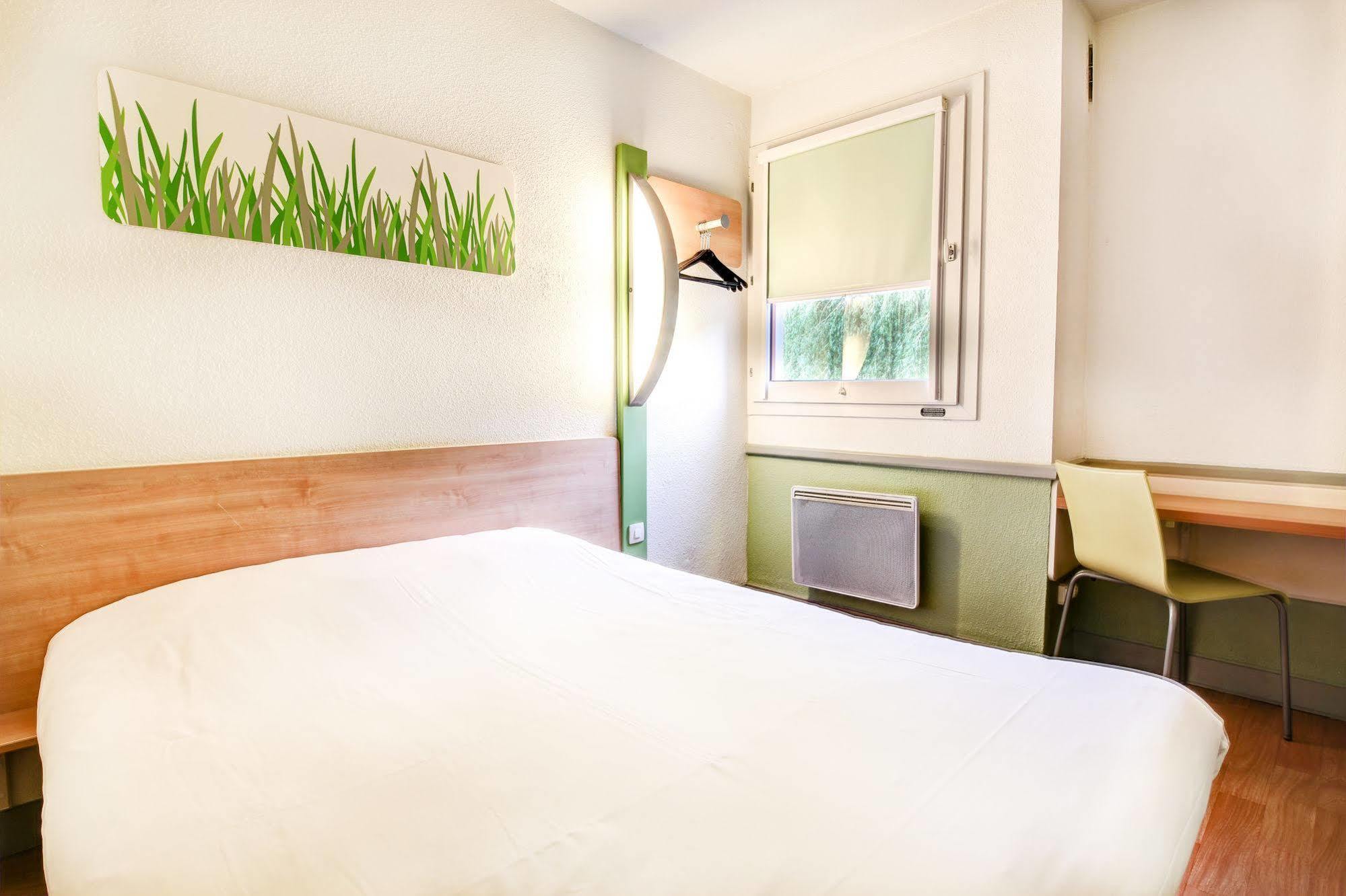 Ibis Budget Châteaudun מראה חיצוני תמונה