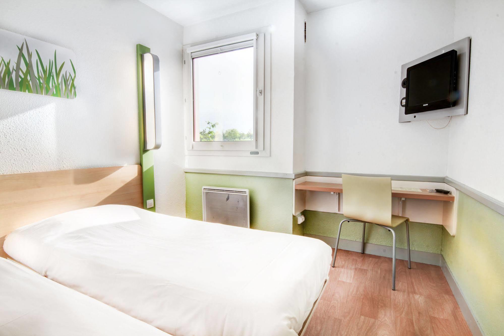 Ibis Budget Châteaudun מראה חיצוני תמונה
